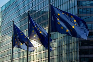 Image for AI Compliance: Navigating the EU Act & Agentic AI